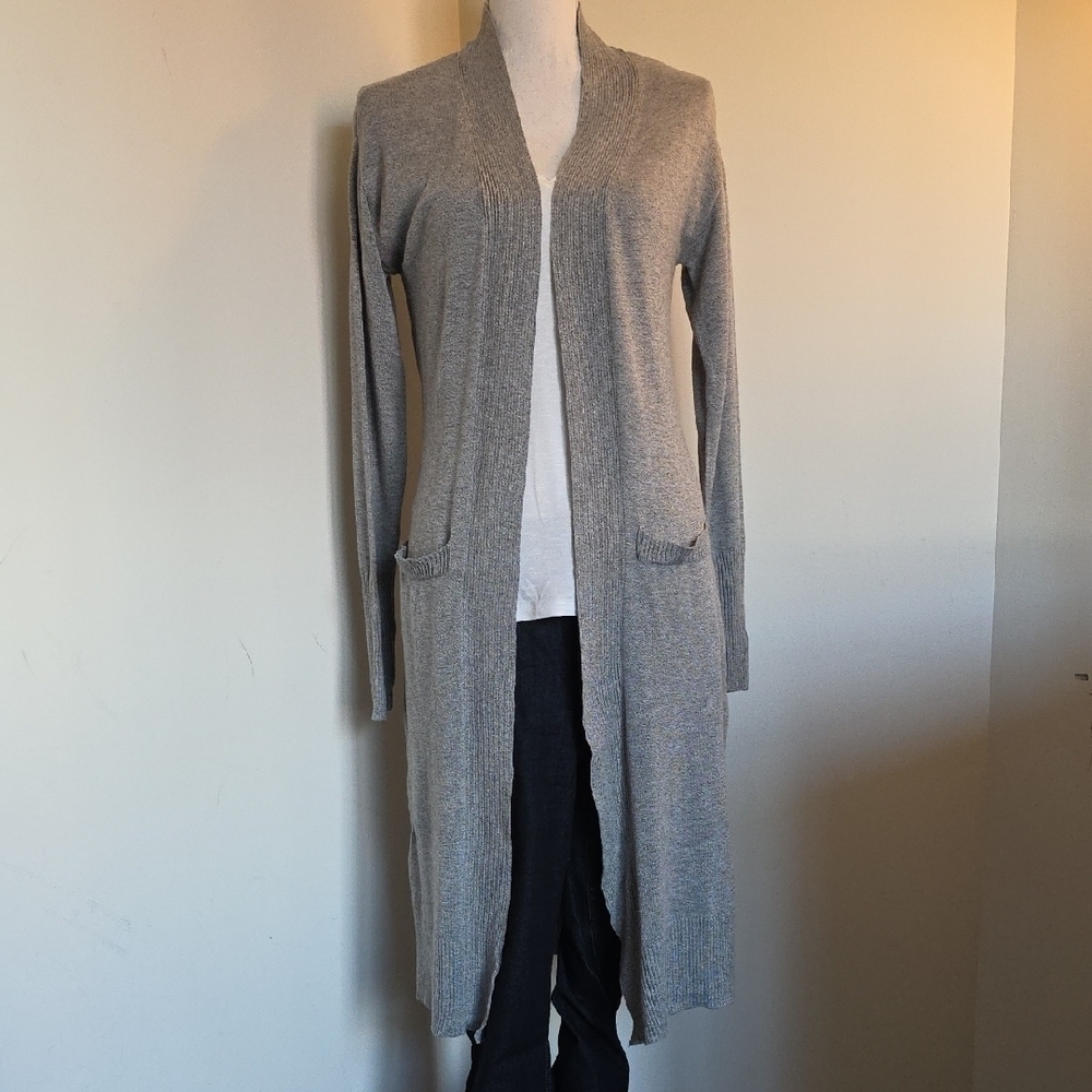 White House Black Market Light Gray Open Cardigan